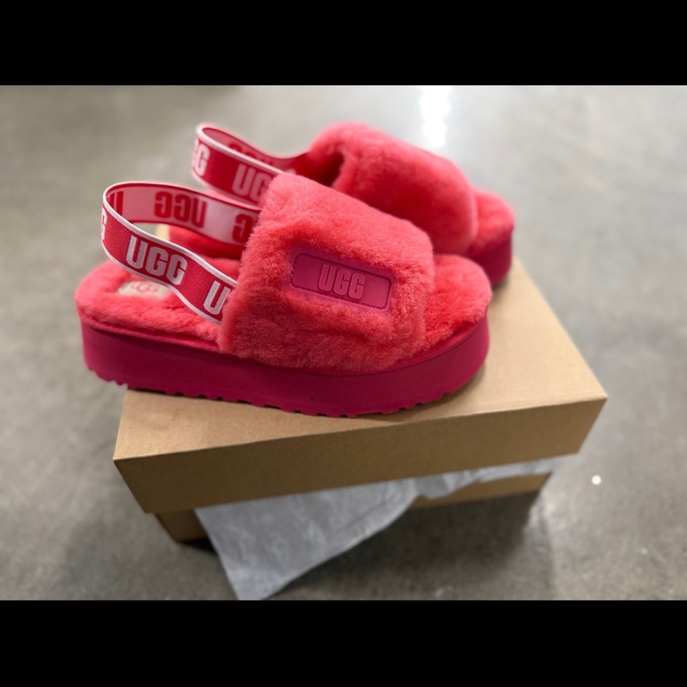 UGG Fluffy Pink Sandals